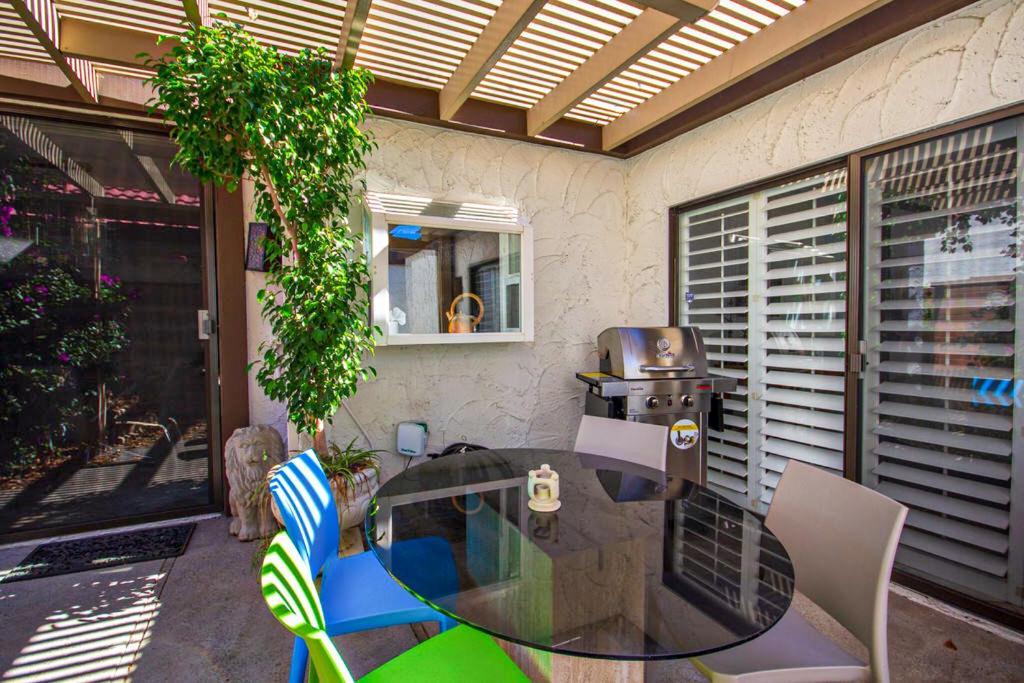 The Miramonte Bungalow Apartment *