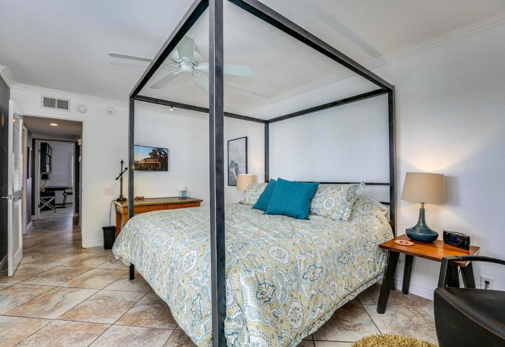 The Miramonte Bungalow Palm Springs