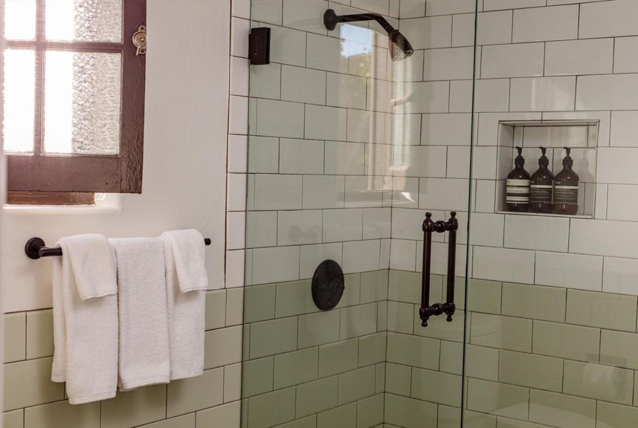 Hotel Ingleside Estate & Bungalows- Adults Only 4*