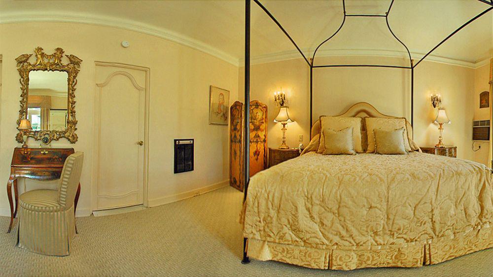 Hotel Ingleside Estate & Bungalows- Adults Only