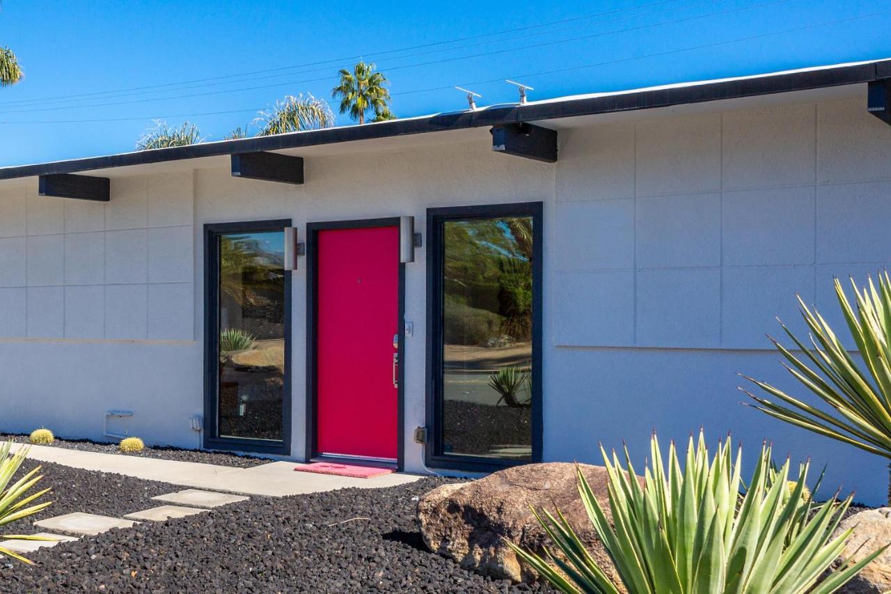 Pink Door * Palm Springs