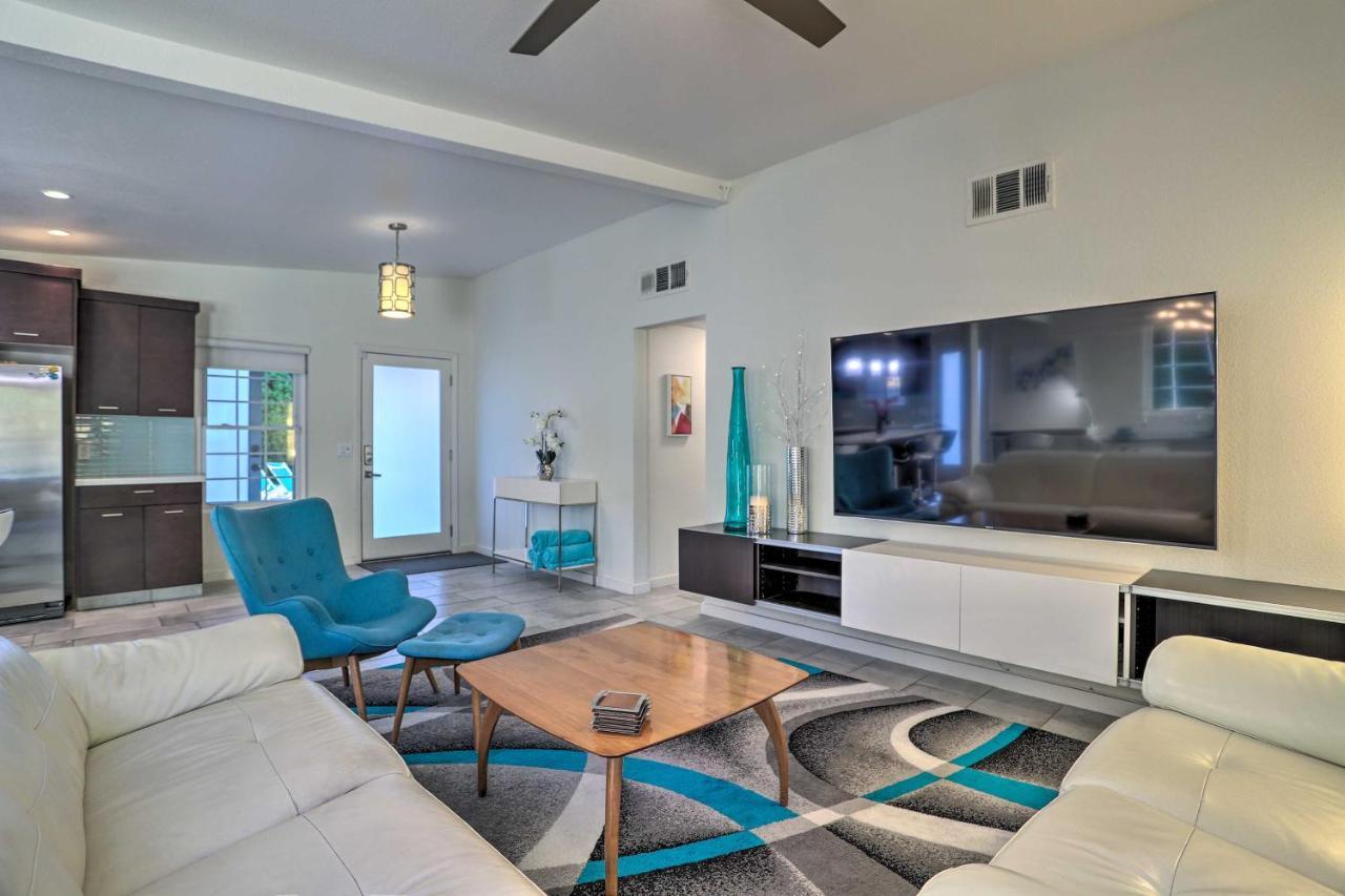 Ultra Secluded Private Pool And Security Gate Palm Springs