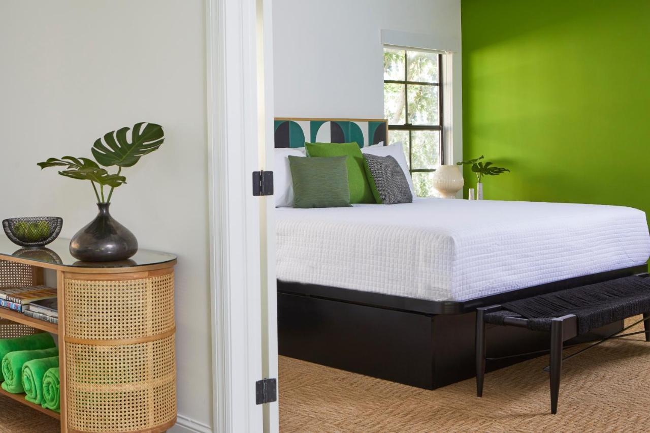 Descanso Resort, A Men's (adults Only) Resort Palm Springs
