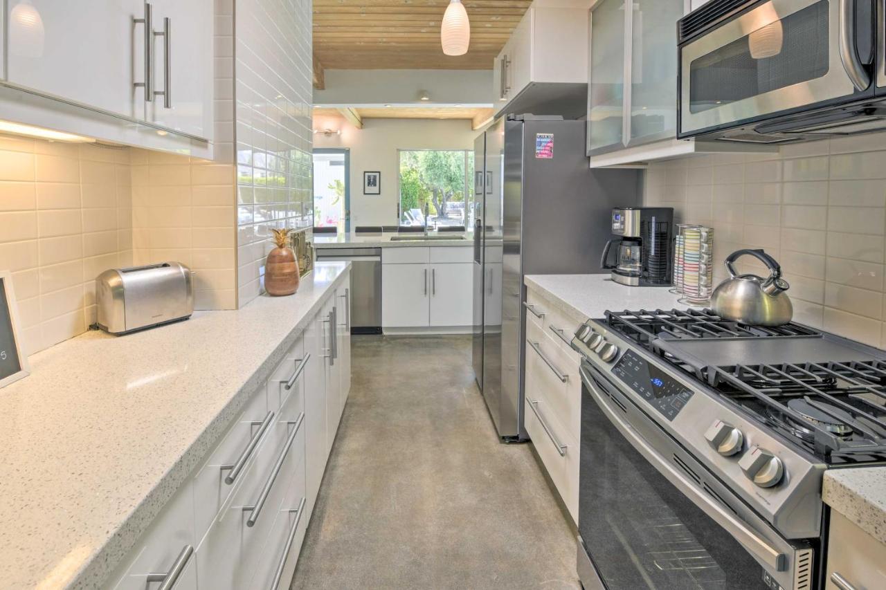 Holiday home With Private Pool And Hot Tub! Palm Springs