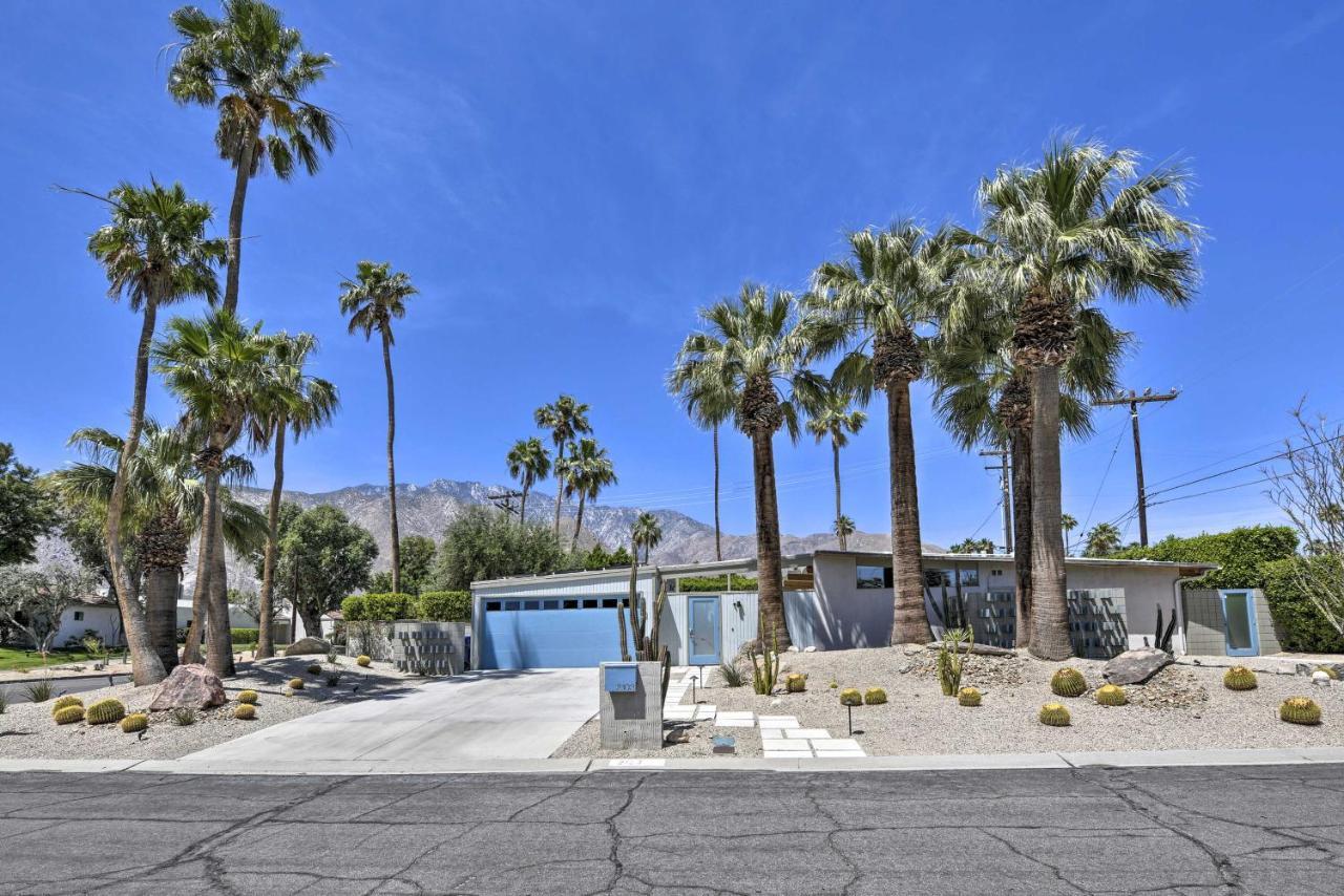 With Private Pool And Hot Tub! Palm Springs