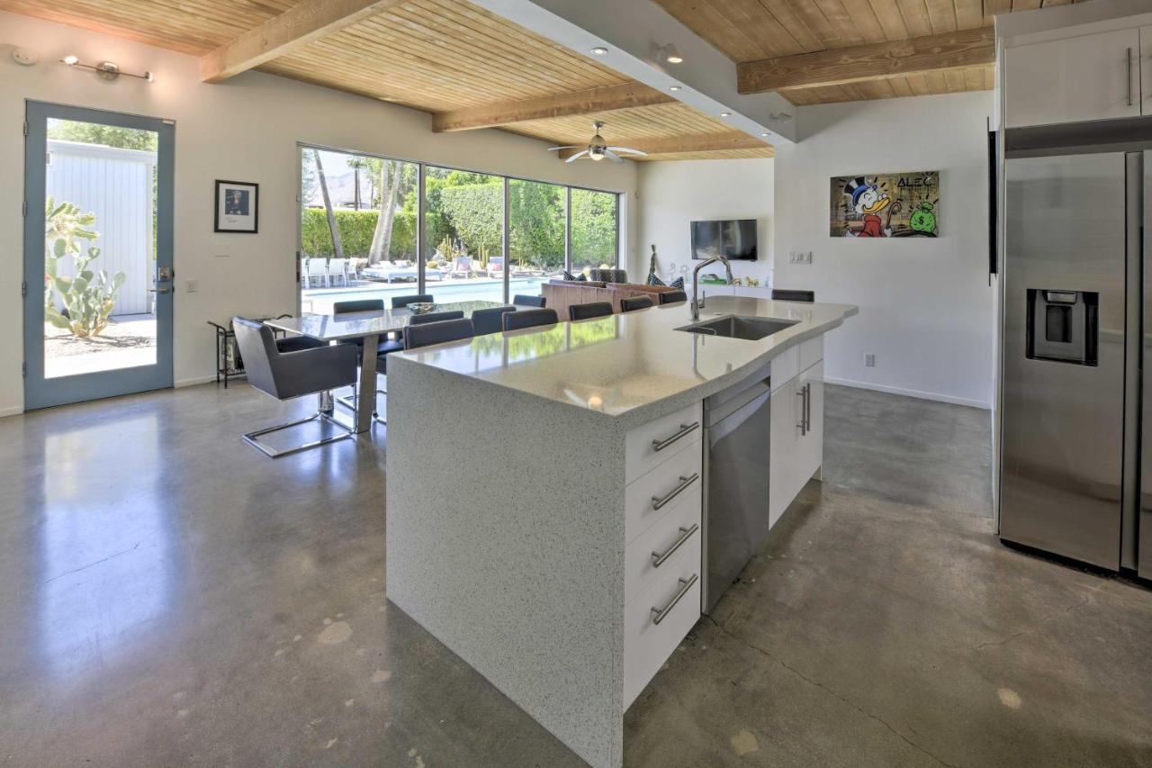 With Private Pool And Hot Tub! Holiday home Palm Springs