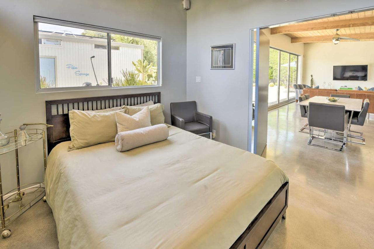Holiday home With Private Pool And Hot Tub!