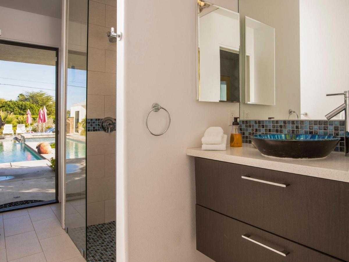 Villa Casa Azul By Acme House Company Palm Springs