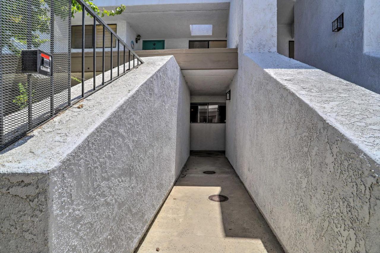 Chic Gem With Patio And Pool Access!