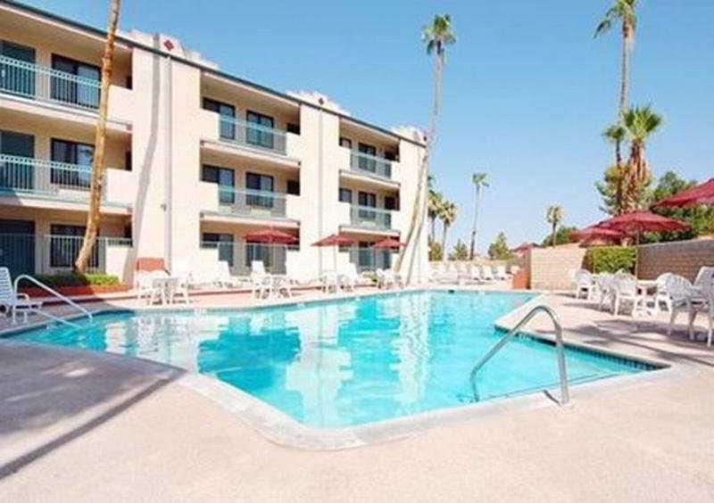 Quality Downtown Hotel 3*