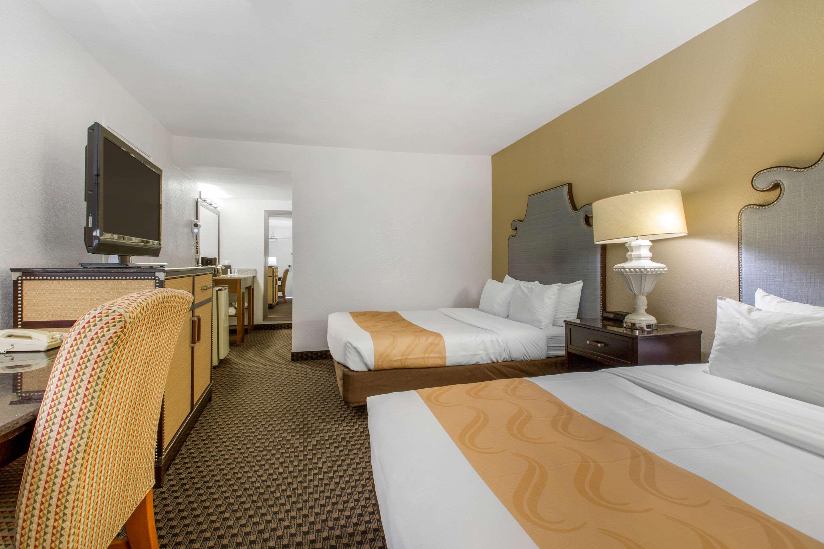 Quality Downtown Hotel 3*