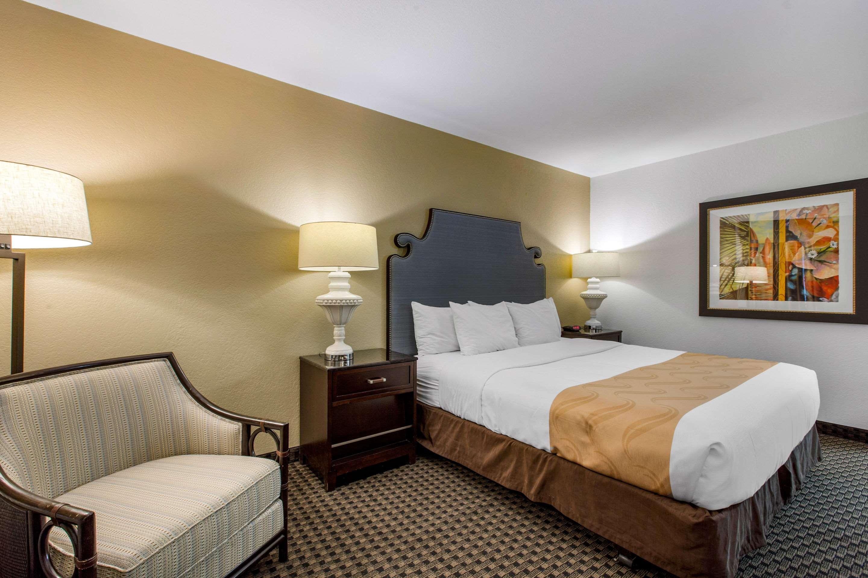 Quality Downtown Hotel 3*