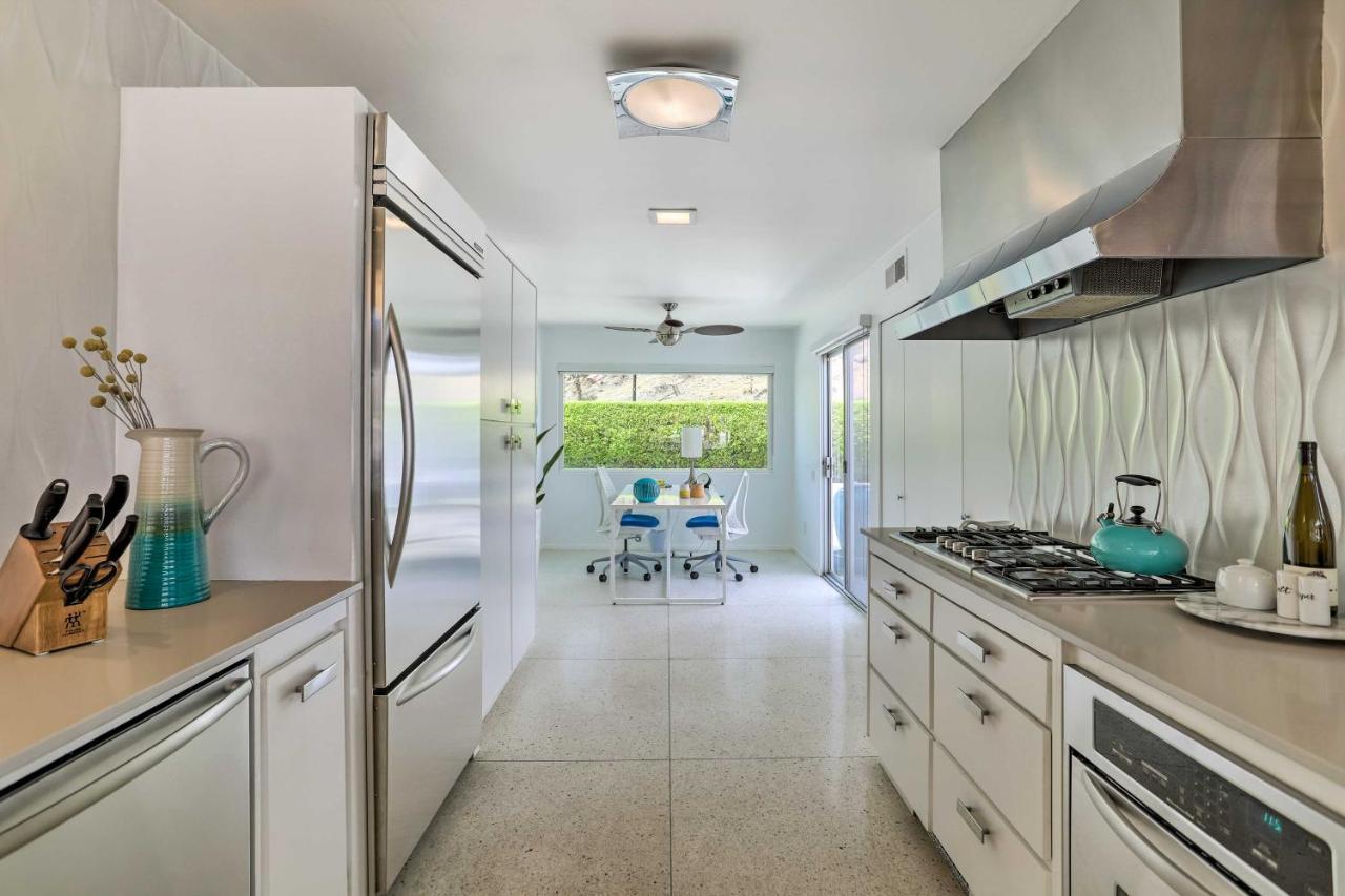 Apartment With Pool Access, Mountain Views! Palm Springs
