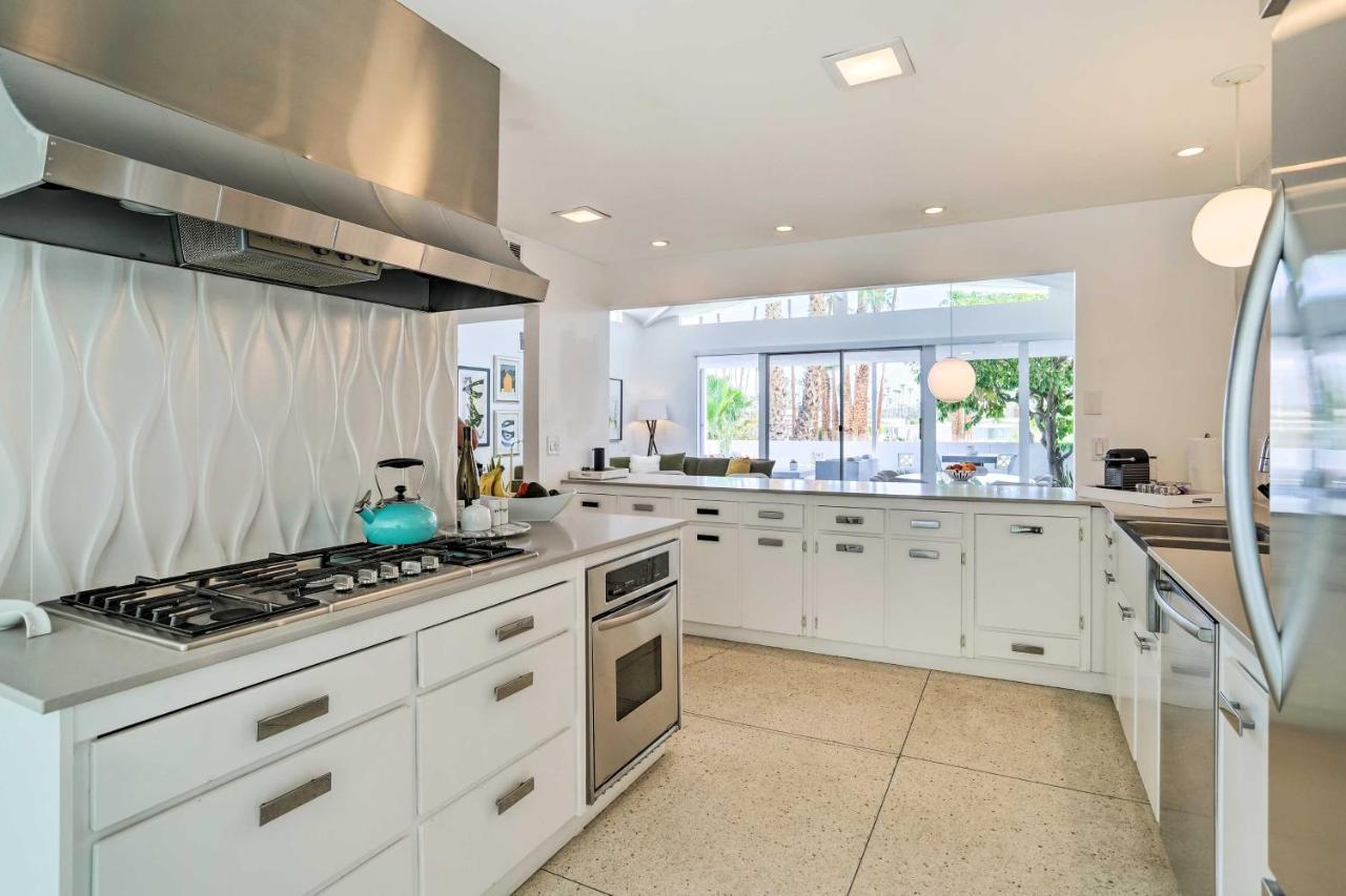 With Pool Access, Mountain Views! Apartment *