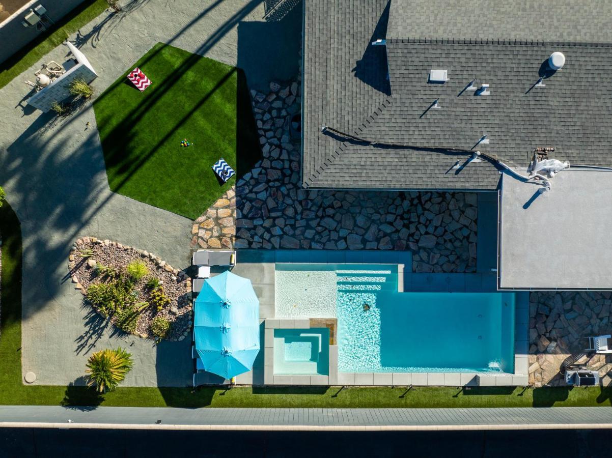 The Desert Xscape Pool & Views * Palm Springs