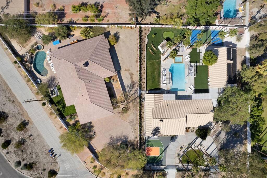 Solaris - Modern Mediterranean Estate With Pool, And Fire Pit #68003 Seven Br *