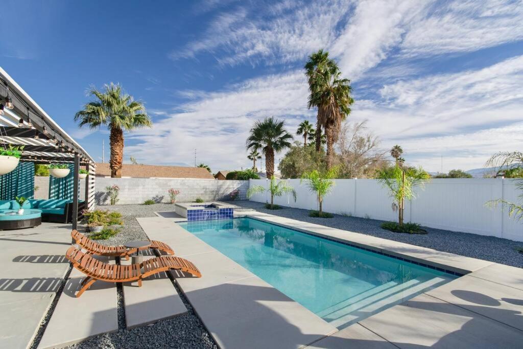 Holiday home Cozy With Pool Moutain View 3675 Palm Springs