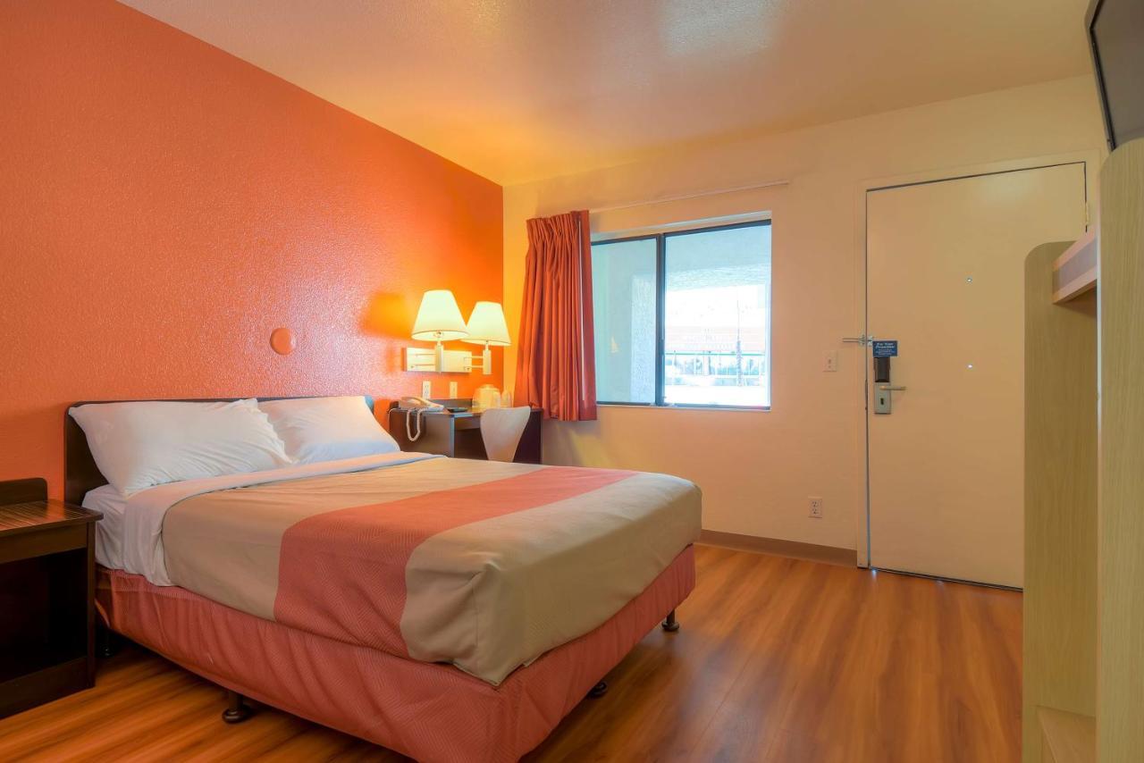 6-palm Springs, Ca - Downtown 2* Palm Springs