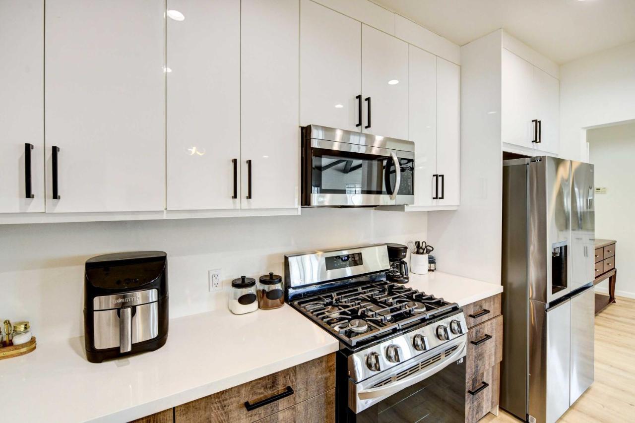 Holiday home Stylish With Private Pool And Spa!