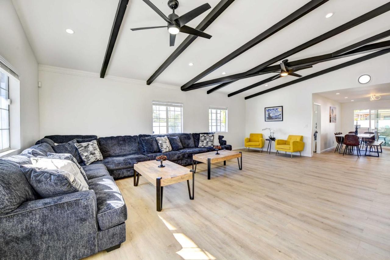 Stylish With Private Pool And Spa!