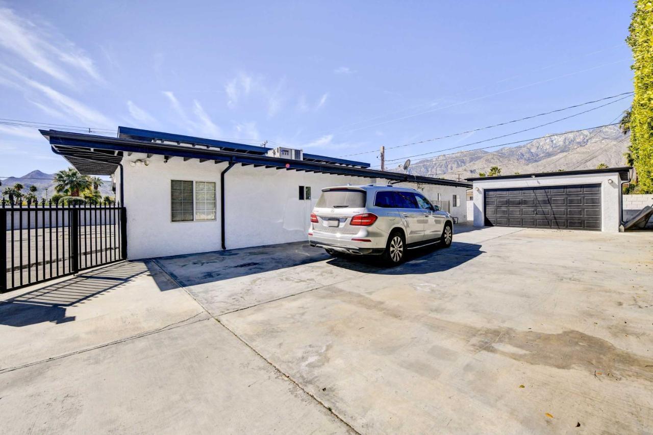 Stylish With Private Pool And Spa! *