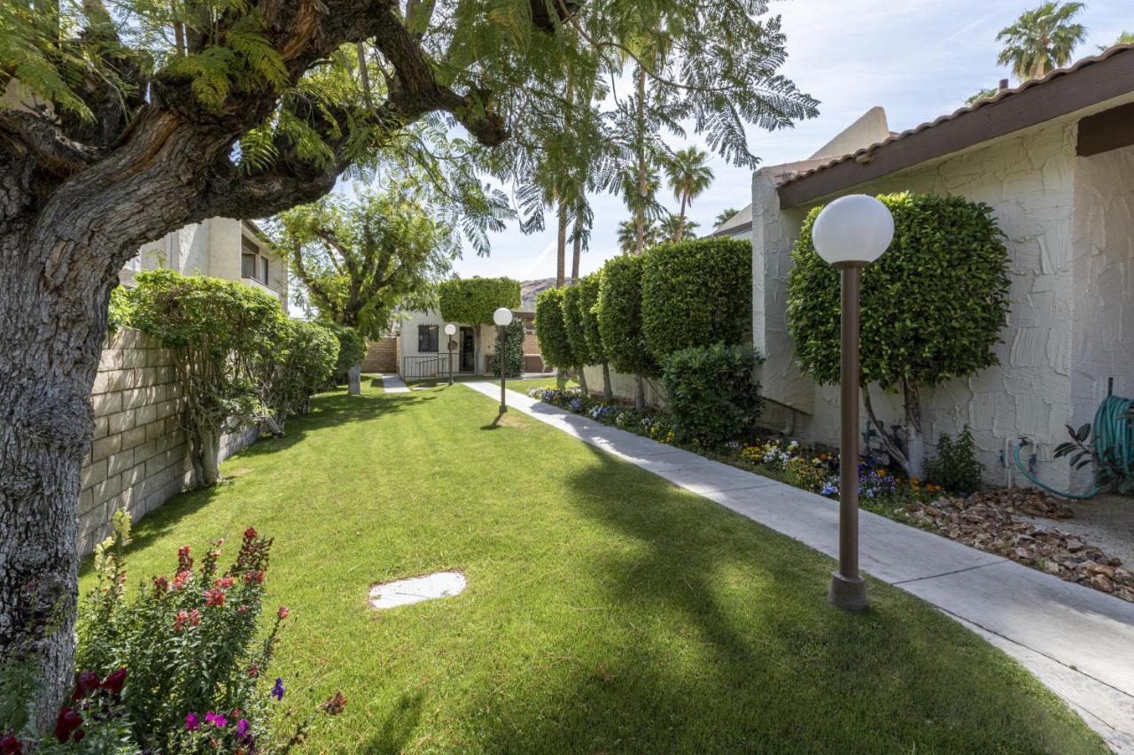 Casitas Del Monte Aparthotel 4*