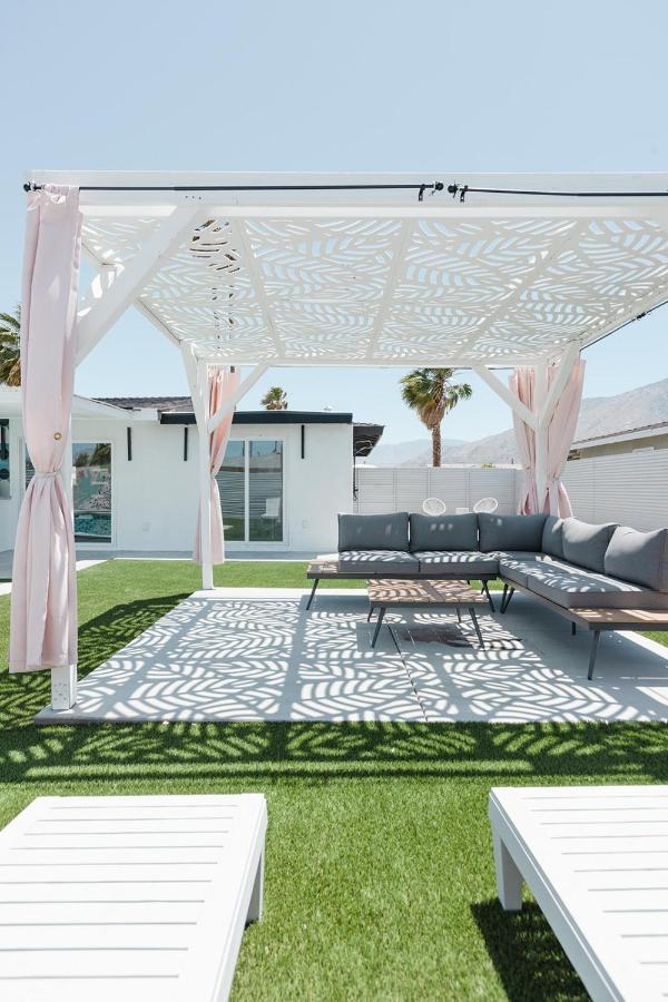 Palm Vista By Rather Be