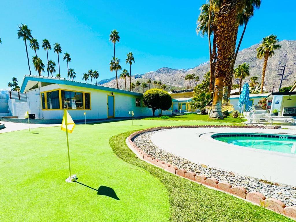 Hotel A Place In The Sun: Adults-only Midcentury Boutique With Heated Pool 4*