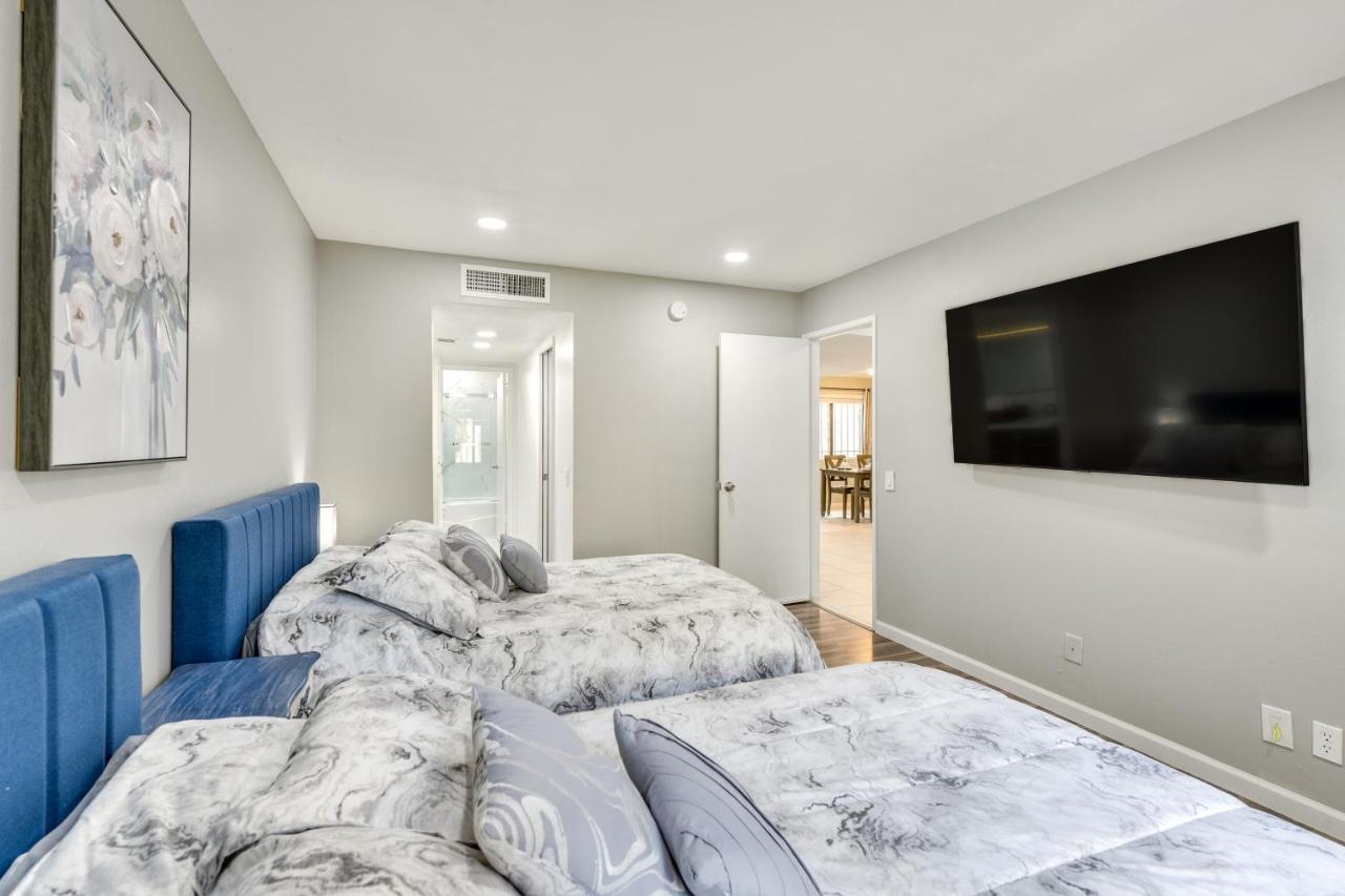 Sleek With Patio And Perks * Palm Springs