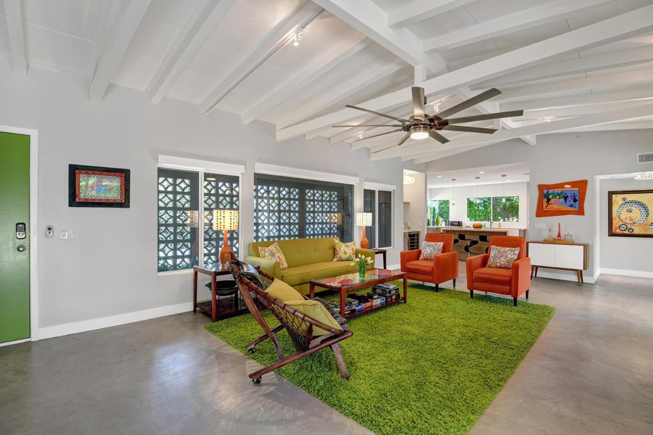 Ultra-luxury- Style Private Compound-close To Everything- 3bd/2.5ba