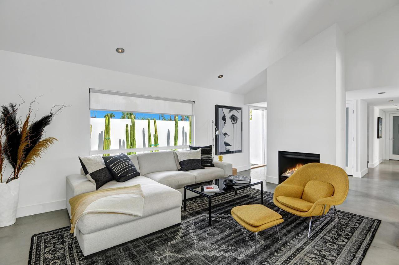 Holiday home Hollywood Palms Estate- Ultra-luxe, Pool, Spa, Firepit, Outdoor Kitchen & *