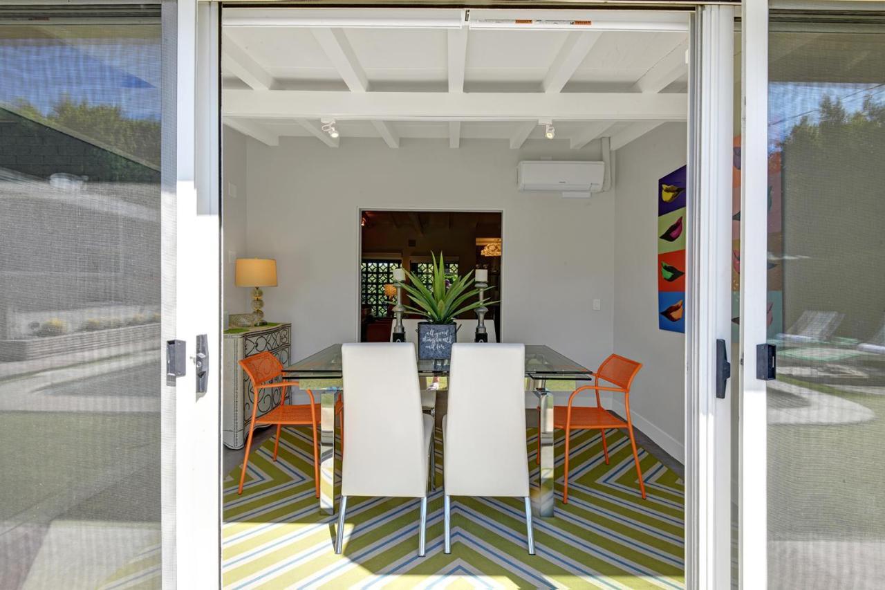 Holiday home Ultra-luxury- Style Private Compound-close To Everything- 3bd/2.5ba
