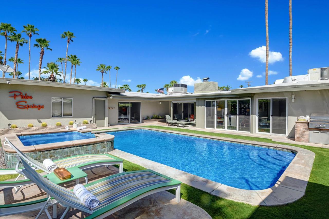 Ultra-luxury- Style Private Compound-close To Everything- 3bd/2.5ba Holiday home