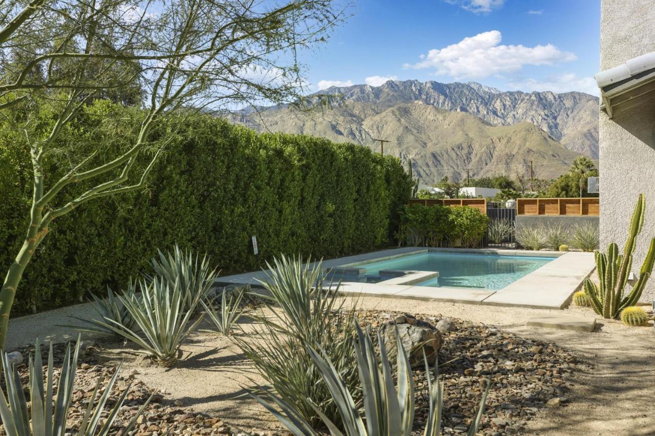 Holiday home 2 Pools So Cool Palm Springs