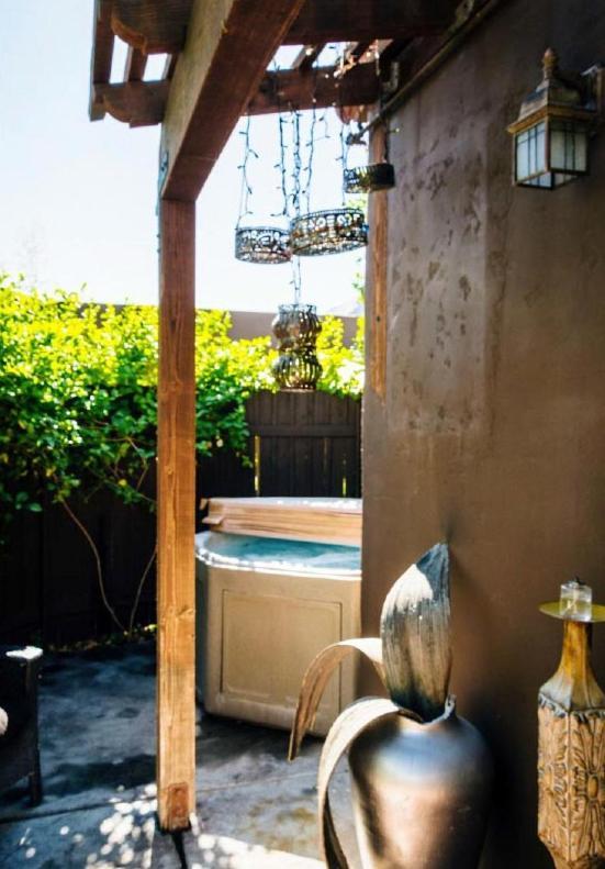 Talavera * Palm Springs