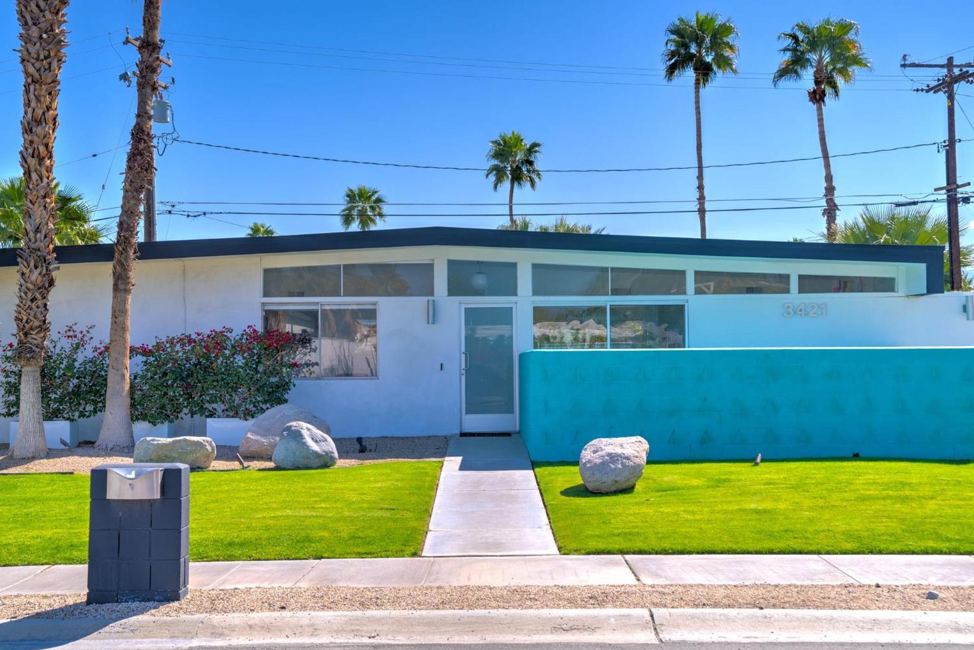 Holiday home The Portrait House A Mid Century Hangout Palm Springs