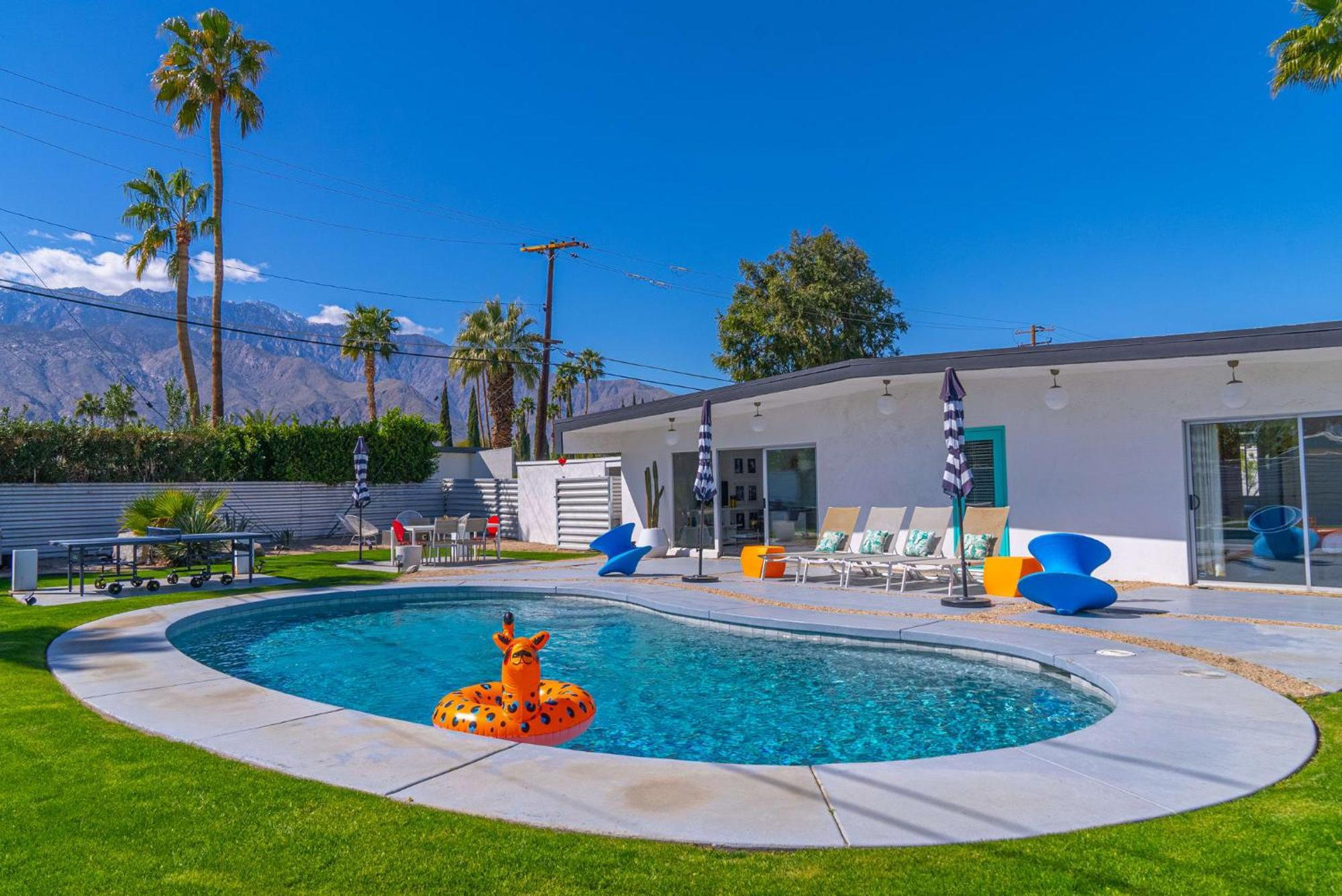 Holiday home The Portrait House A Mid Century Hangout Palm Springs