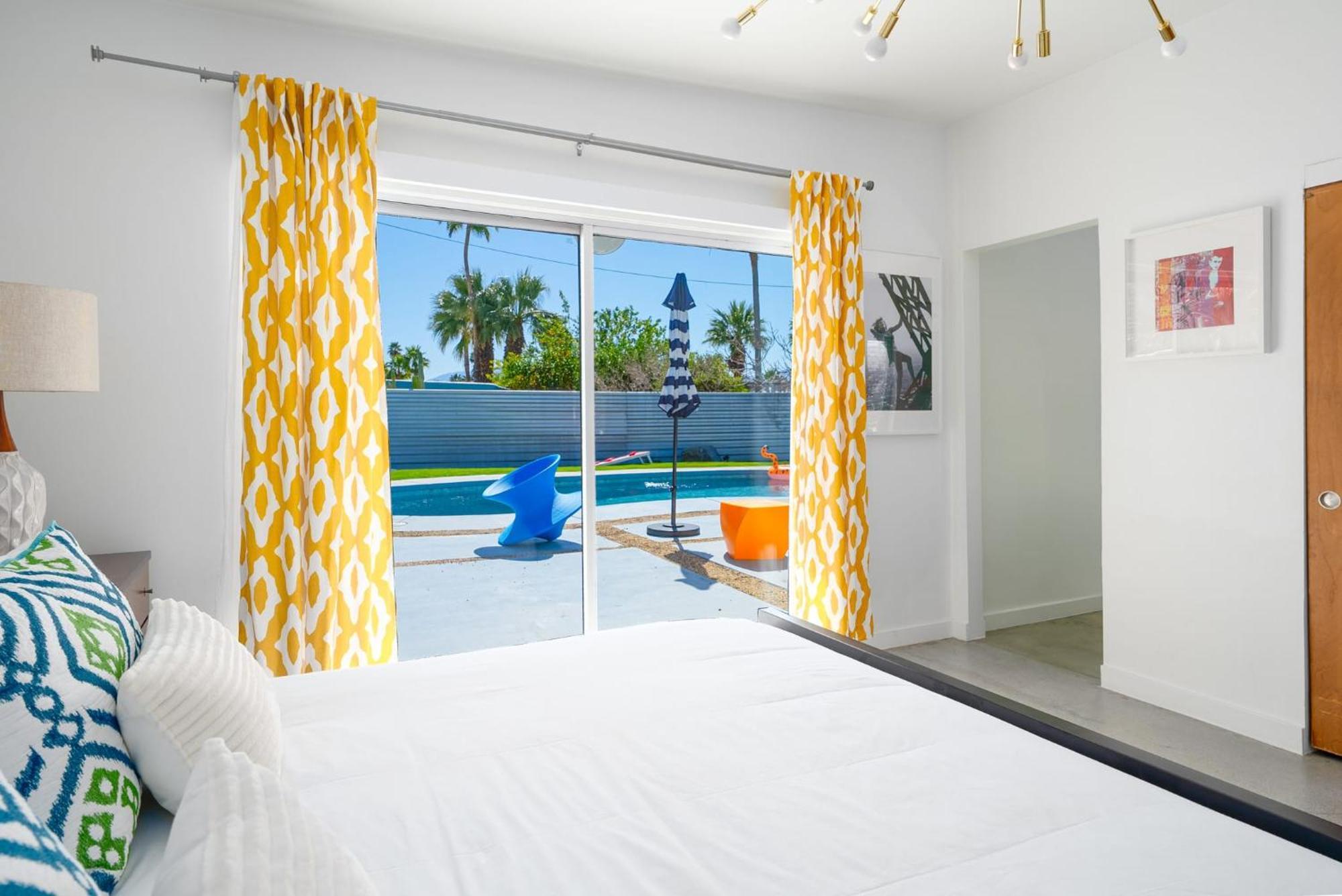 The Portrait House A Mid Century Hangout * Palm Springs
