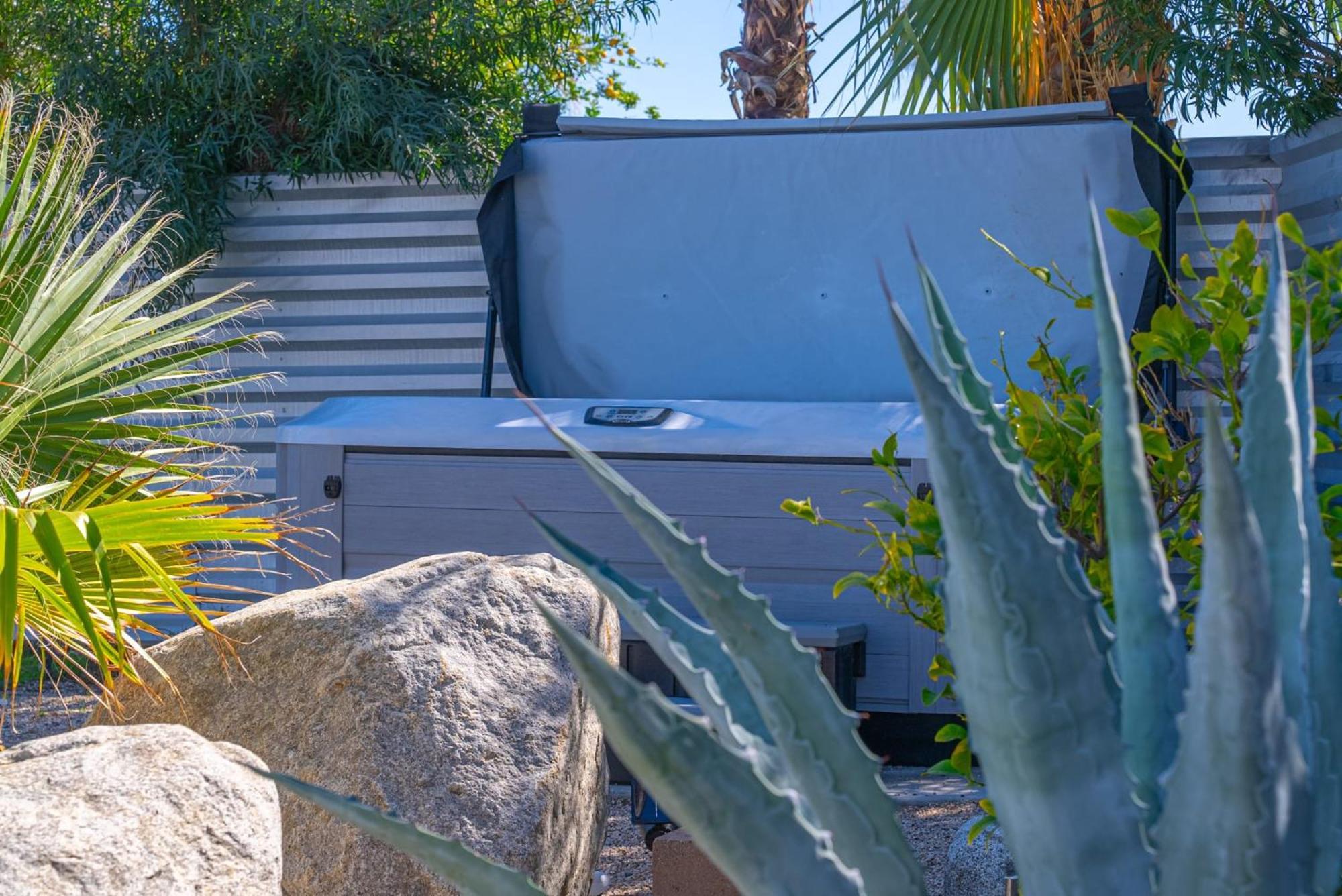 The Portrait House A Mid Century Hangout * Palm Springs