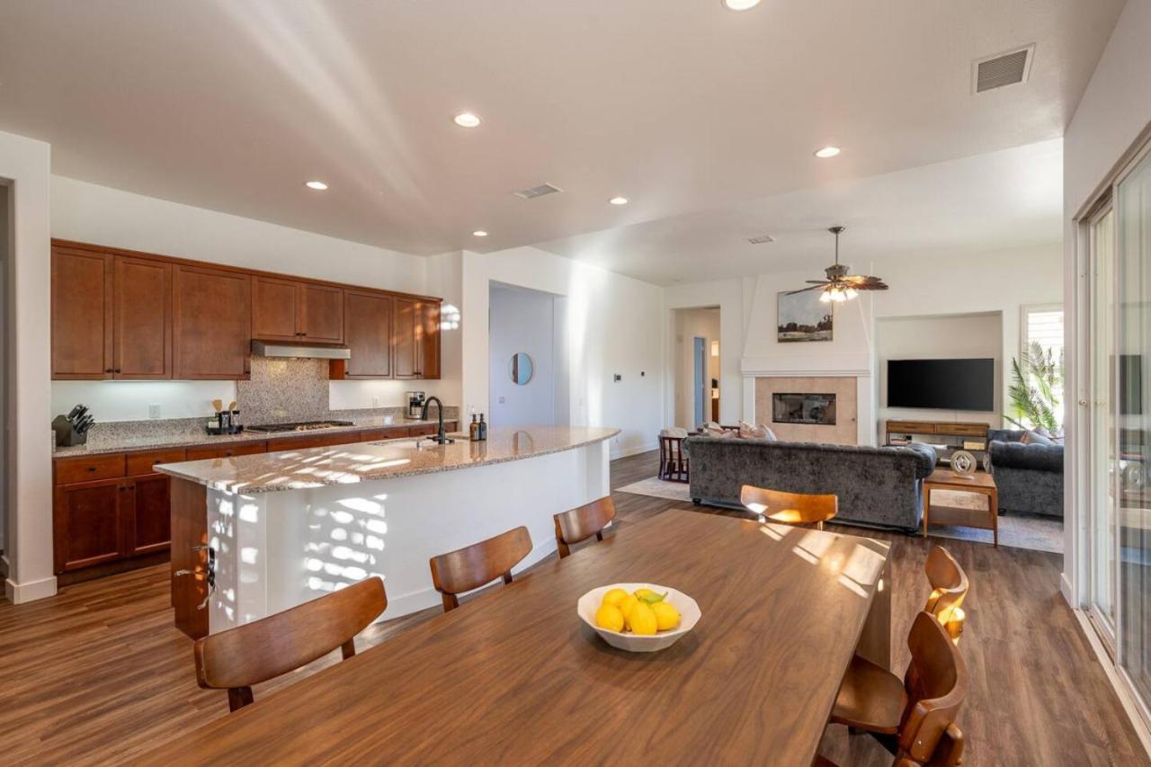 Paradise Palms With Private Pool And Holiday home *