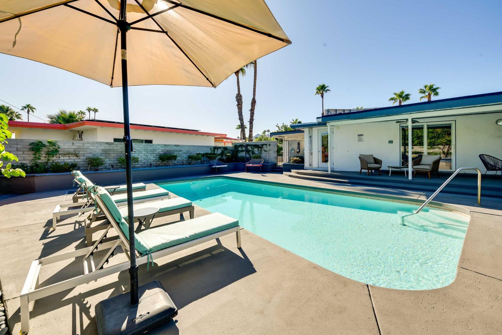 Casita And Fire Pit! Holiday home Palm Springs