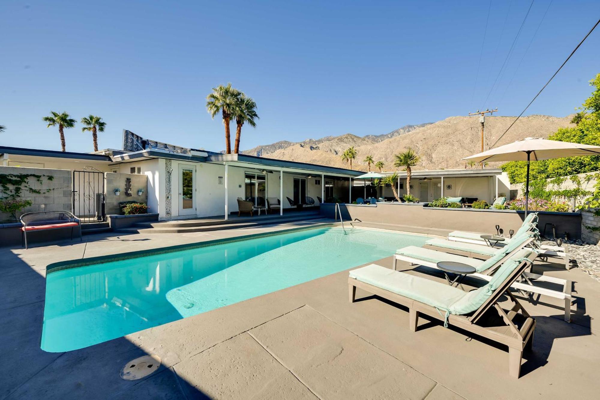 Casita And Fire Pit!