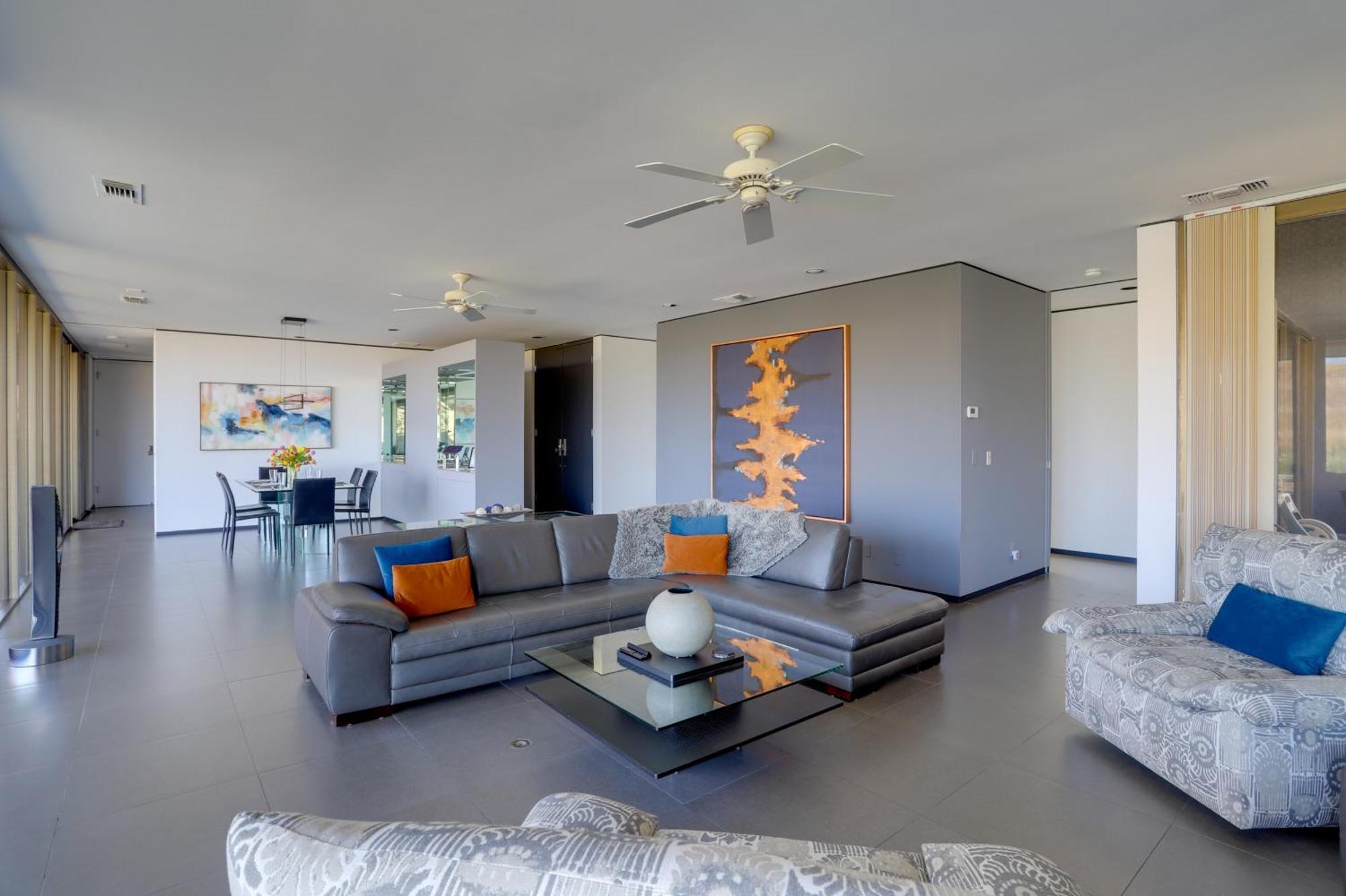 Retreat With Private Pool And Jacuzzi Holiday home *