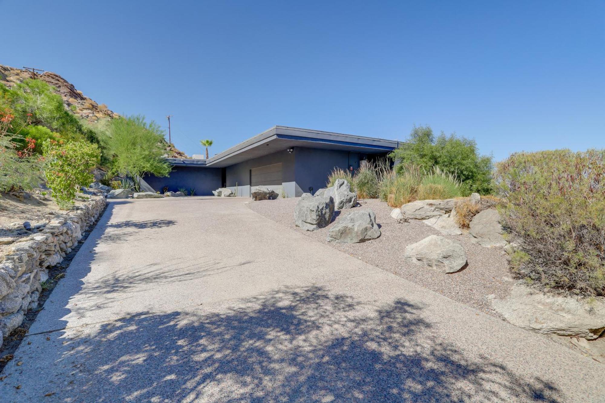 Retreat With Private Pool And Jacuzzi Holiday home Palm Springs