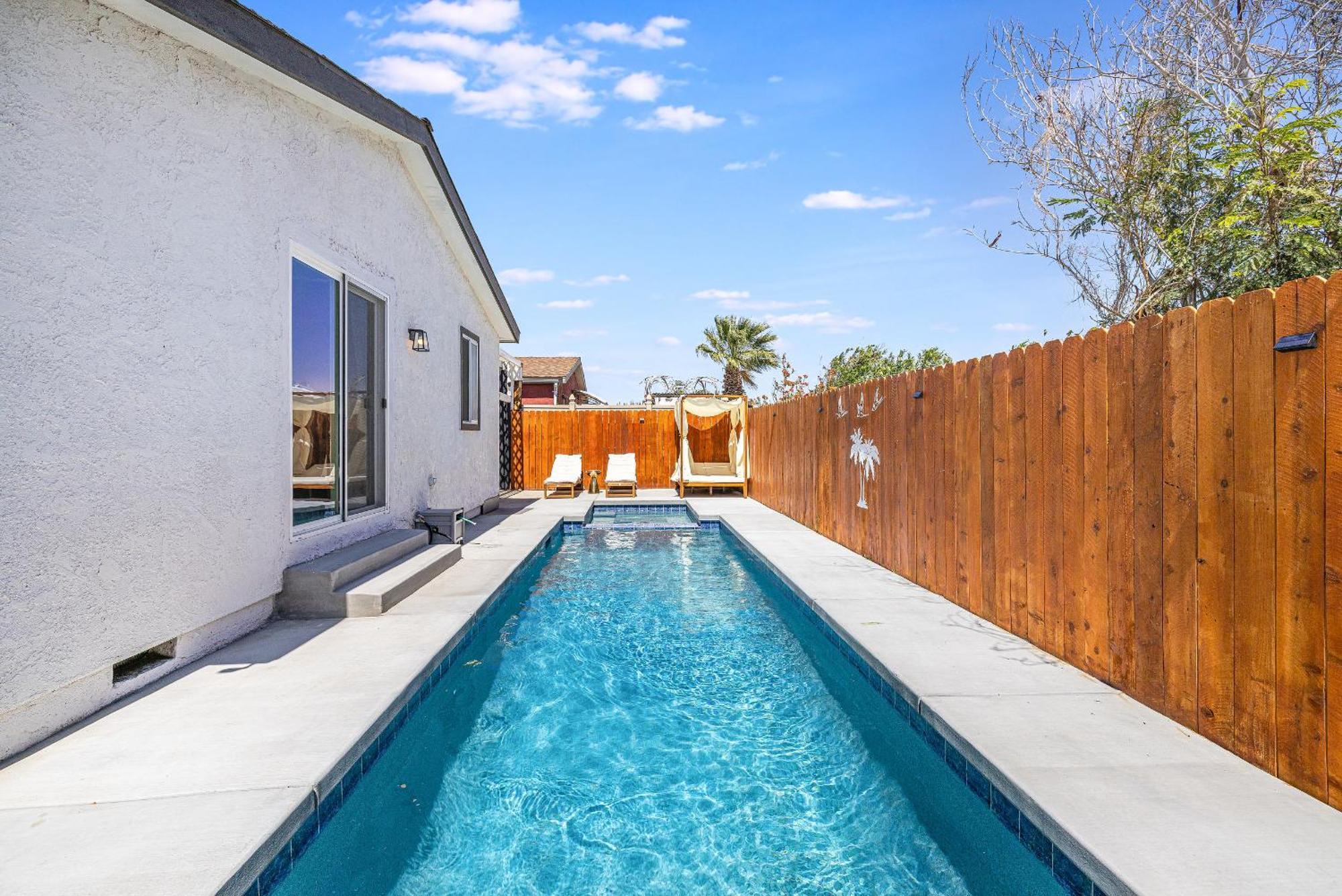 Villa Amazing Serenity Vacation W/heated Pool &