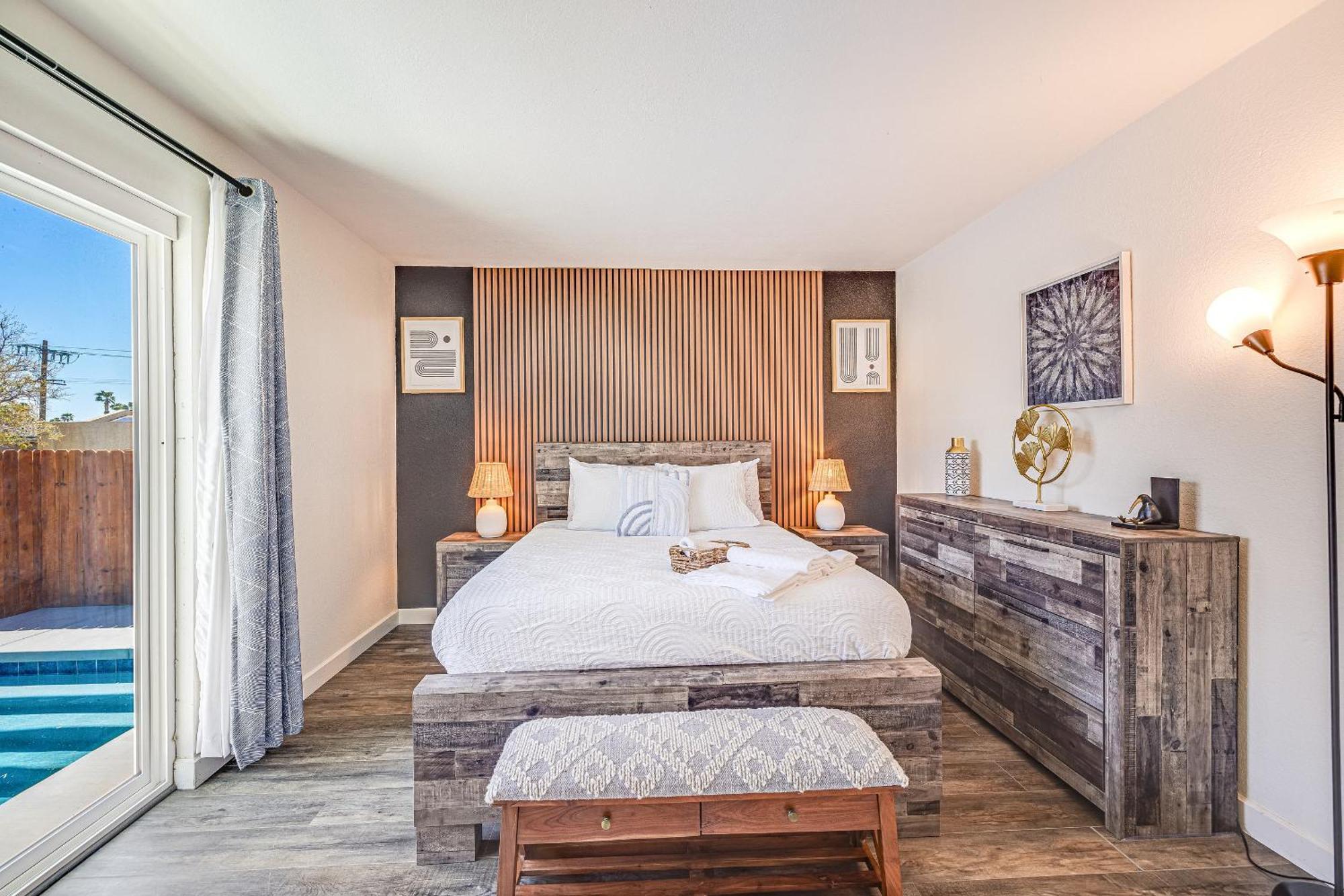 Amazing Serenity Vacation W/heated Pool & Villa Palm Springs