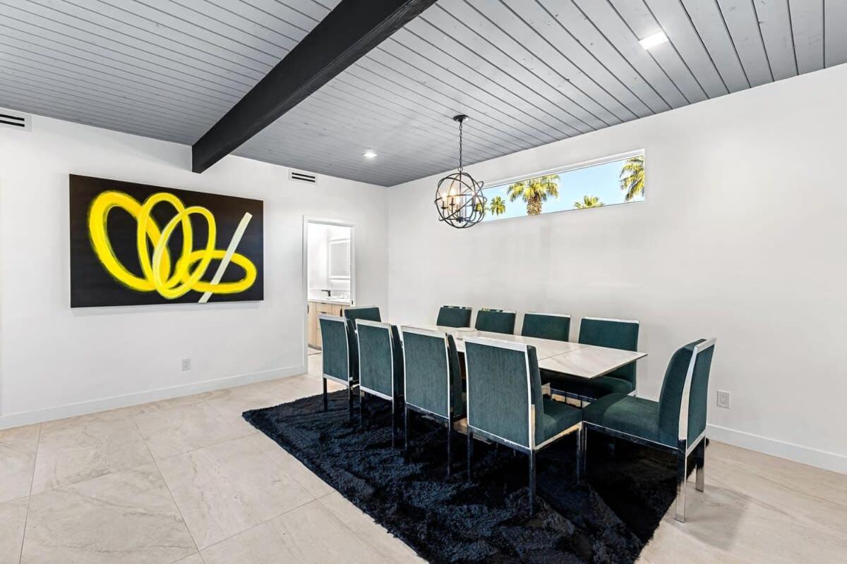 Holiday home The Regal Palm Springs