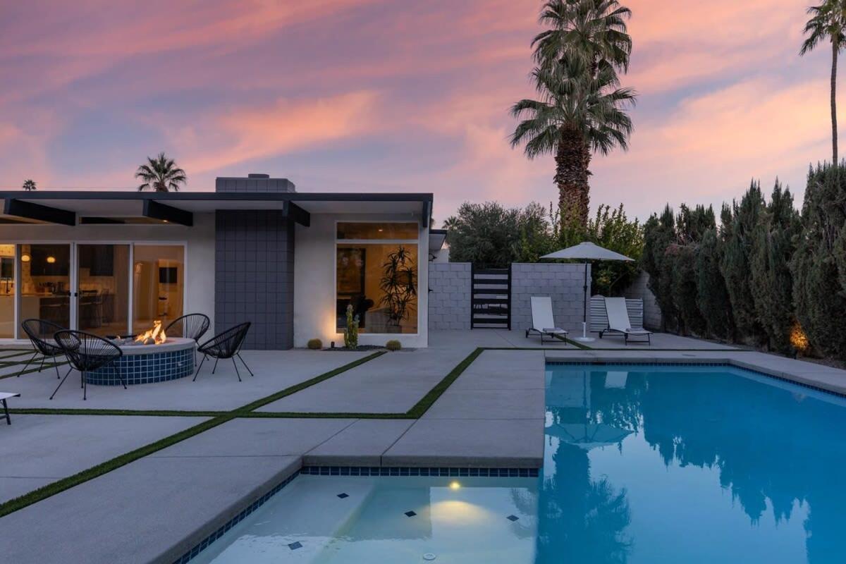 The Regal Holiday home *