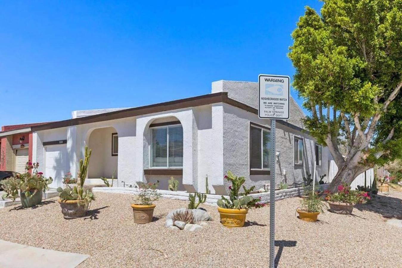 Amazing Serenity Vacation W/heated Pool & Palm Springs