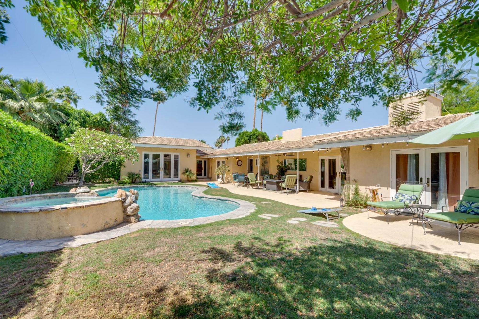 Patio, Pool And Mountain Views! * Palm Springs